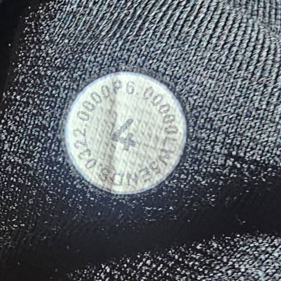 Lululemon Size 4 Black Ribbed Aligns - Picture 5 of 5